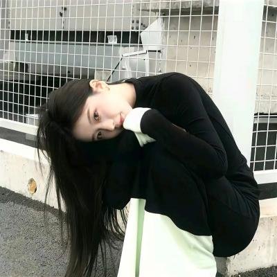群莺乱飞